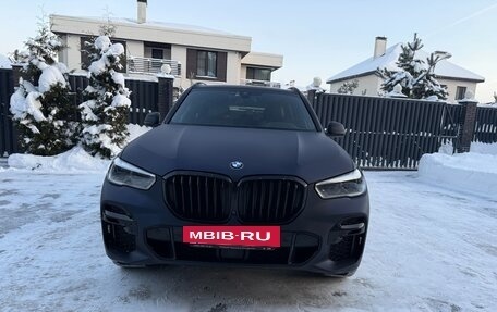 BMW X5, 2021 год, 9 000 000 рублей, 3 фотография
