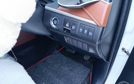 Toyota Harrier, 2019 год, 2 900 000 рублей, 14 фотография