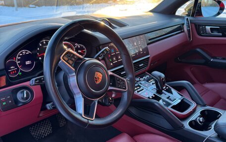 Porsche Cayenne III, 2022 год, 12 800 000 рублей, 9 фотография