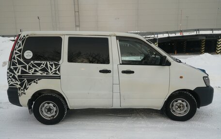 Toyota Lite Ace IV, 2005 год, 750 000 рублей, 15 фотография