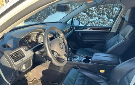 Volkswagen Touareg III, 2013 год, 2 950 000 рублей, 10 фотография