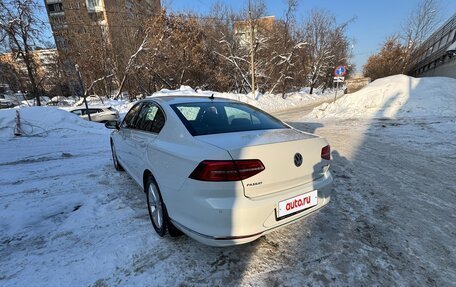 Volkswagen Passat B8 рестайлинг, 2015 год, 1 800 000 рублей, 5 фотография