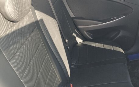 Hyundai Solaris II рестайлинг, 2015 год, 810 000 рублей, 6 фотография