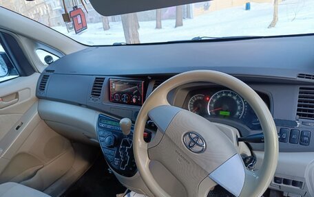 Toyota ISis I, 2007 год, 1 000 050 рублей, 5 фотография