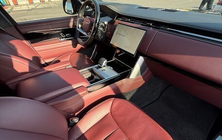 Land Rover Range Rover IV рестайлинг, 2024 год, 22 000 000 рублей, 29 фотография