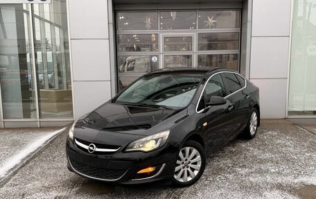 Opel Astra J, 2013 год, 760 000 рублей, 1 фотография
