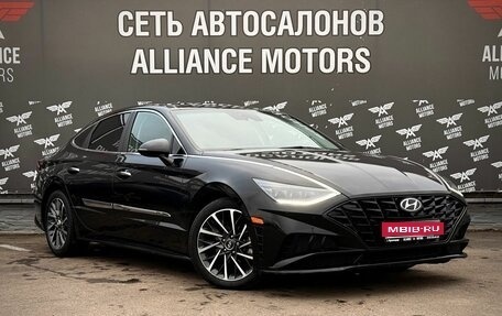 Hyundai Sonata VIII, 2020 год, 2 220 000 рублей, 1 фотография