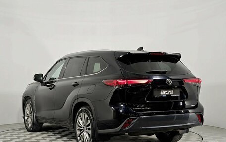 Toyota Highlander, 2022 год, 5 190 000 рублей, 8 фотография