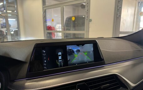 BMW 5 серия, 2019 год, 3 742 000 рублей, 16 фотография