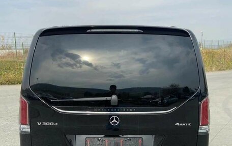 Mercedes-Benz V-Класс, 2025 год, 15 100 000 рублей, 2 фотография