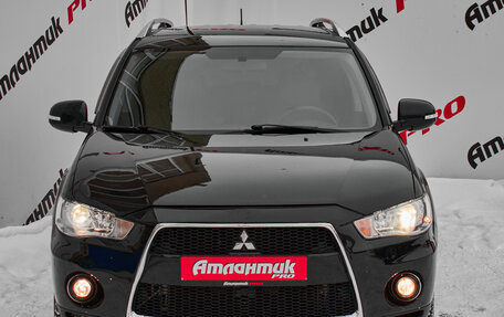 Mitsubishi Outlander III рестайлинг 3, 2010 год, 1 357 000 рублей, 4 фотография