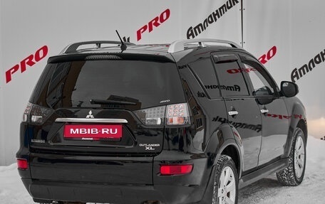 Mitsubishi Outlander III рестайлинг 3, 2010 год, 1 357 000 рублей, 8 фотография