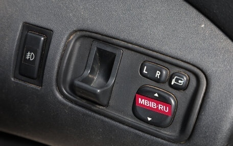 Toyota FunCargo, 2003 год, 579 000 рублей, 12 фотография