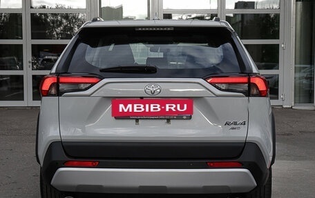 Toyota RAV4, 2025 год, 4 640 000 рублей, 8 фотография