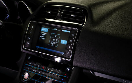 Jaguar F-Pace, 2017 год, 2 295 000 рублей, 19 фотография