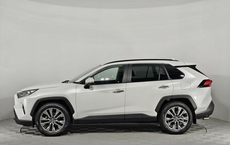 Toyota RAV4, 2019 год, 3 580 000 рублей, 2 фотография