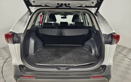 Toyota RAV4, 2019 год, 3 580 000 рублей, 20 фотография