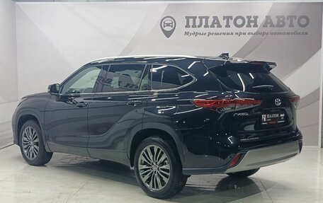 Toyota Highlander, 2025 год, 5 699 000 рублей, 8 фотография