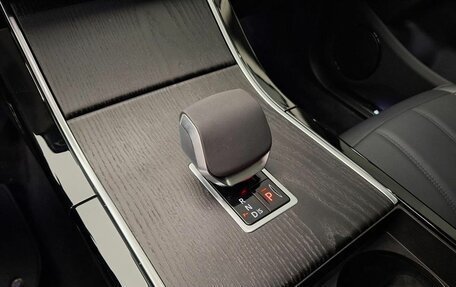 Land Rover Range Rover Evoque II, 2025 год, 6 570 000 рублей, 13 фотография