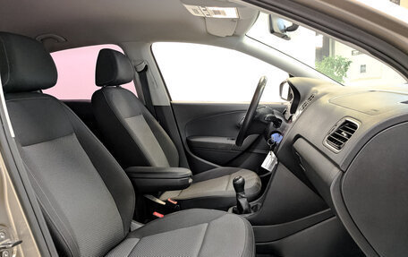 Volkswagen Polo VI (EU Market), 2017 год, 1 250 000 рублей, 23 фотография