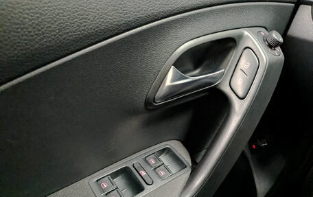 Volkswagen Polo VI (EU Market), 2017 год, 1 250 000 рублей, 26 фотография