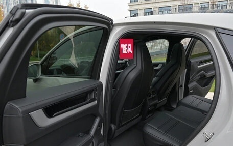 Porsche Cayenne III, 2024 год, 17 300 000 рублей, 9 фотография