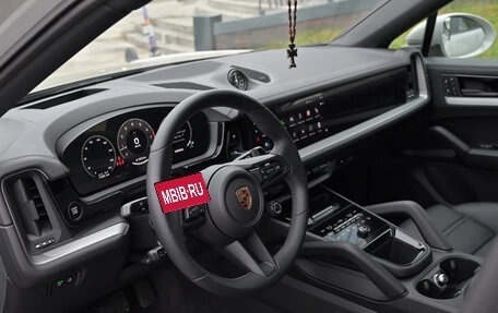 Porsche Cayenne III, 2024 год, 17 300 000 рублей, 11 фотография