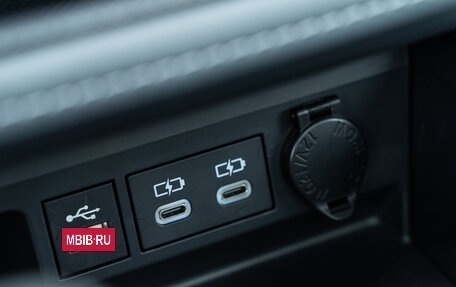 Toyota Highlander, 2025 год, 5 990 000 рублей, 26 фотография