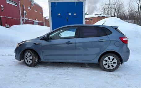 KIA Rio III рестайлинг, 2013 год, 585 000 рублей, 2 фотография