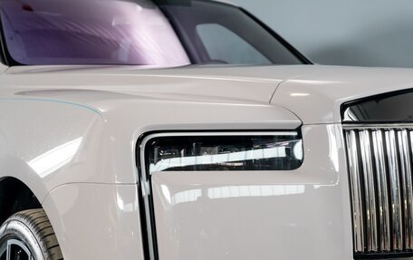 Rolls-Royce Cullinan, 2025 год, 81 990 000 рублей, 8 фотография