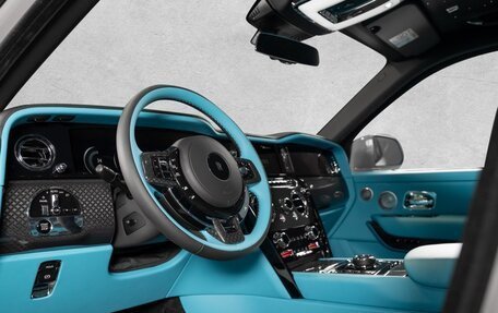 Rolls-Royce Cullinan, 2025 год, 81 990 000 рублей, 15 фотография