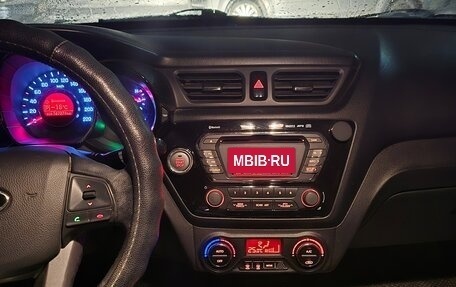 KIA Rio III рестайлинг, 2012 год, 750 000 рублей, 14 фотография