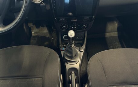 Renault Duster I рестайлинг, 2017 год, 1 510 000 рублей, 13 фотография