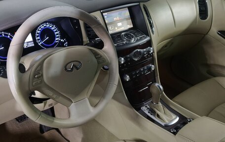 Infiniti QX50 I рестайлинг, 2013 год, 1 949 000 рублей, 21 фотография