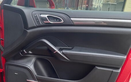 Porsche Cayenne III, 2016 год, 7 500 000 рублей, 12 фотография