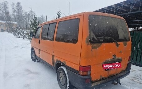 Volkswagen Transporter T4, 1994 год, 600 000 рублей, 2 фотография