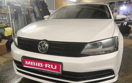Volkswagen Jetta VI, 2015 год, 1 300 000 рублей, 1 фотография