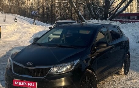 KIA Rio III рестайлинг, 2016 год, 900 000 рублей, 1 фотография