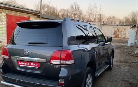 Toyota Land Cruiser 200, 2011 год, 2 850 000 рублей, 6 фотография