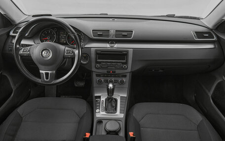 Volkswagen Passat B7, 2012 год, 1 030 000 рублей, 8 фотография