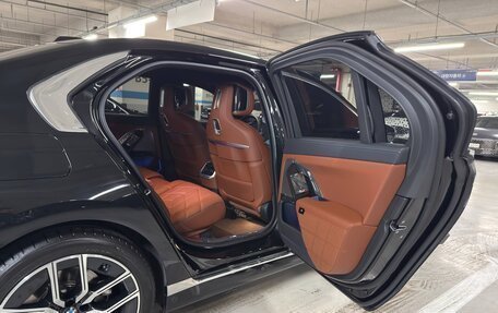 BMW 7 серия, 2025 год, 12 990 000 рублей, 10 фотография