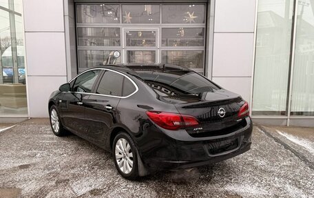 Opel Astra J, 2013 год, 760 000 рублей, 7 фотография