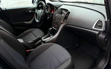 Opel Astra J, 2013 год, 760 000 рублей, 13 фотография