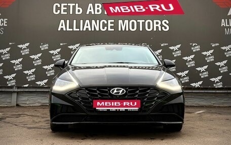 Hyundai Sonata VIII, 2020 год, 2 220 000 рублей, 2 фотография