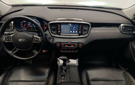 KIA Sorento III Prime рестайлинг, 2018 год, 3 800 000 рублей, 8 фотография