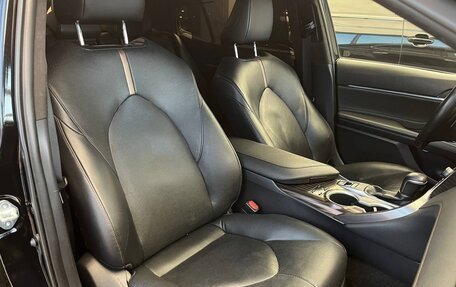 Toyota Camry, 2020 год, 3 890 000 рублей, 14 фотография