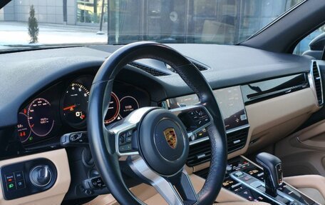 Porsche Cayenne III, 2021 год, 6 990 000 рублей, 12 фотография