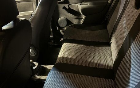 Renault Logan II, 2019 год, 1 280 000 рублей, 6 фотография