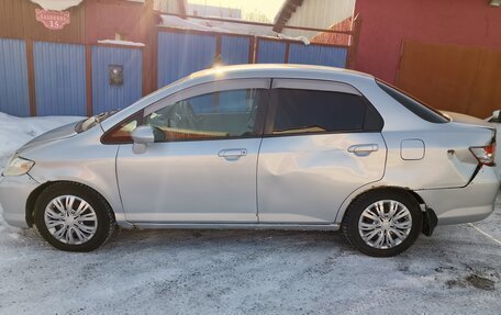 Honda Fit Aria, 2002 год, 250 000 рублей, 10 фотография