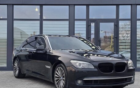 BMW 7 серия, 2010 год, 1 240 000 рублей, 3 фотография
